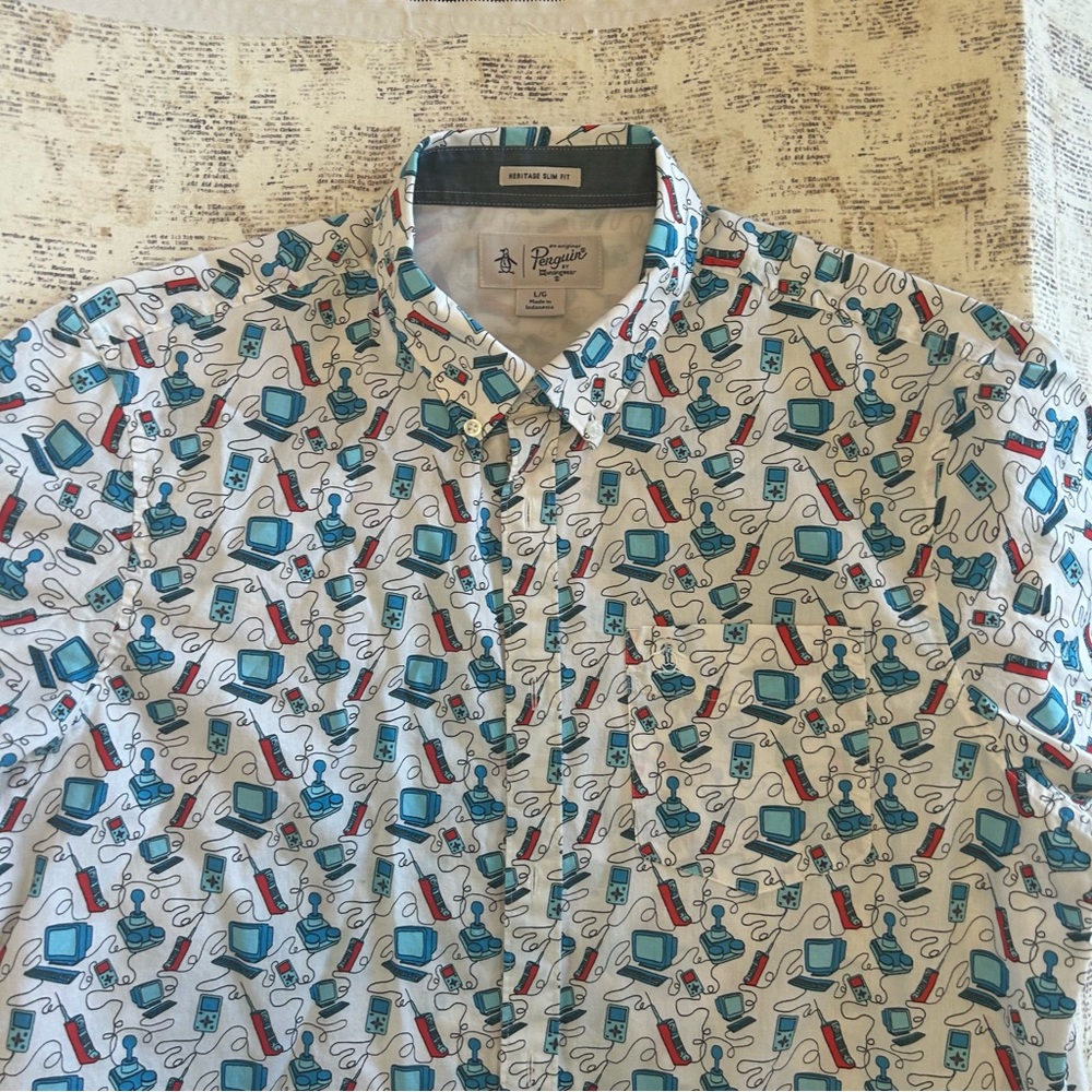 Penguin shot sleeve shirt great condition size L